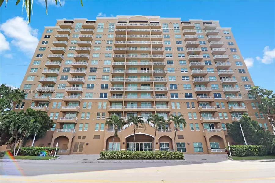 2665 SW 37th Ave #908, Miami, FL 33133