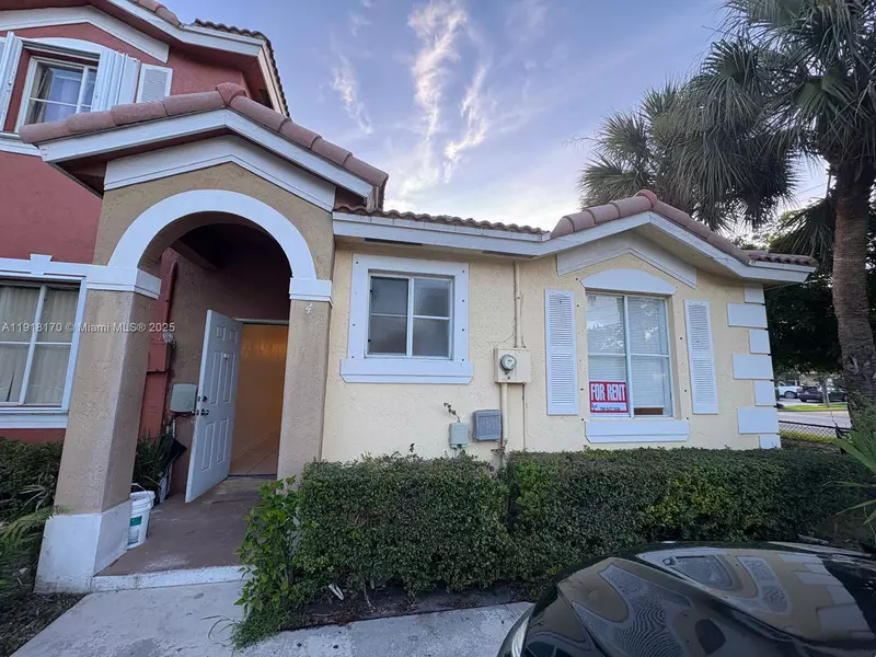 4 SW 15th Rd, Homestead, FL 33030
