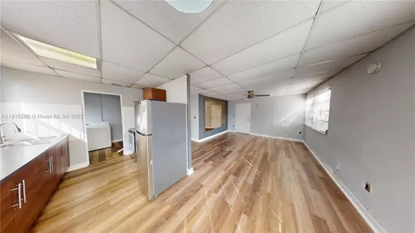 Miami Gardens, FL 33054,1985 NW 152nd Ter