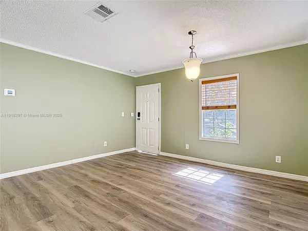 Other City - In The State Of Florida, FL 33935,4025 Caloosa Loop