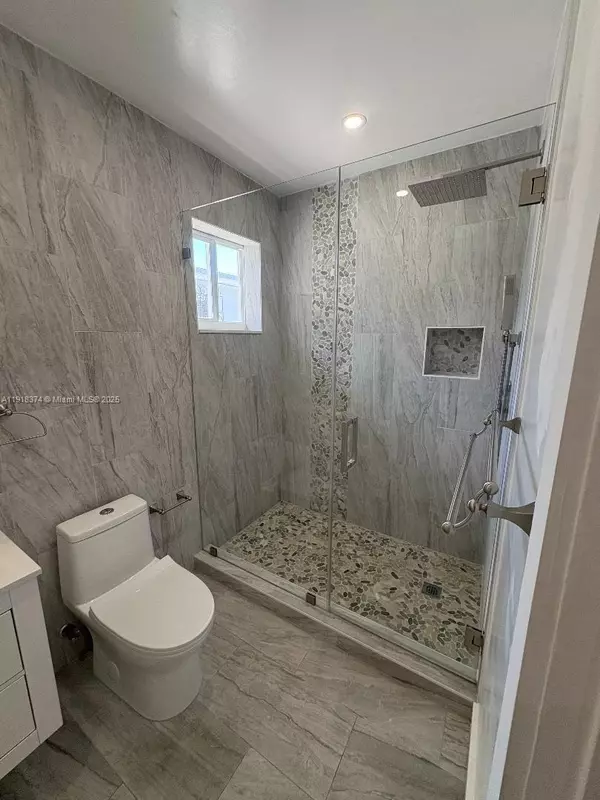 Miami, FL 33155,6865 SW 42nd St