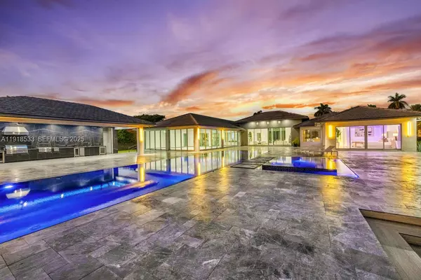 Miami, FL 33173,9790 SW 62nd St