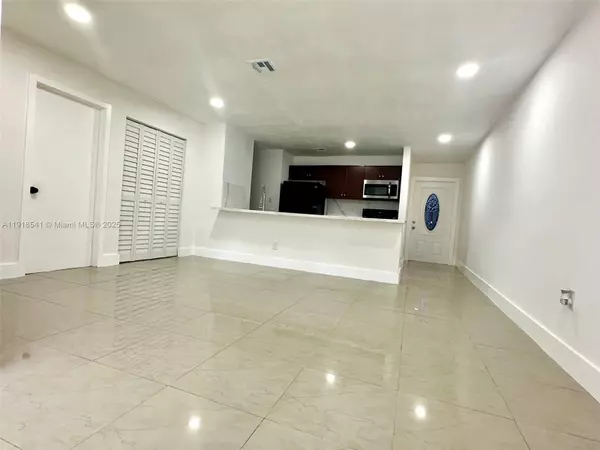 Miami Gardens, FL 33055,3947 NW 207th St Rd