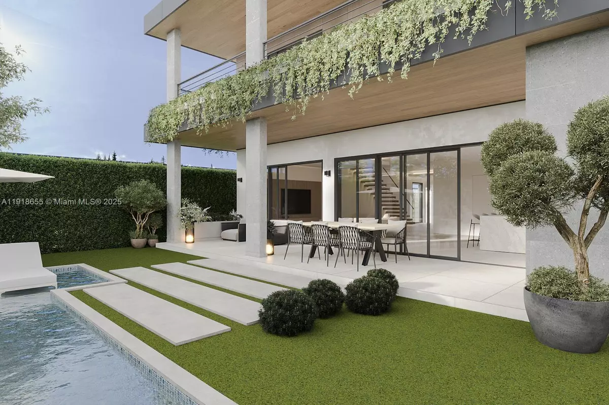 Miami, FL 33133,3170 Carter St