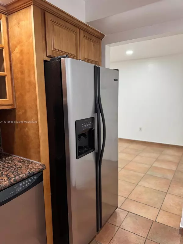 Virginia Gardens, FL 33166,5731 NW 37th St #407