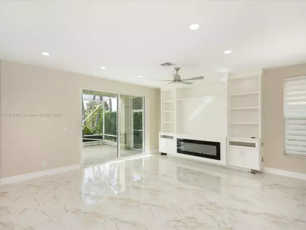 Wellington, FL 33414,3560 Moon Bay Cir