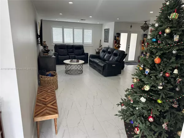 Miami, FL 33186,12920 SW 119th St