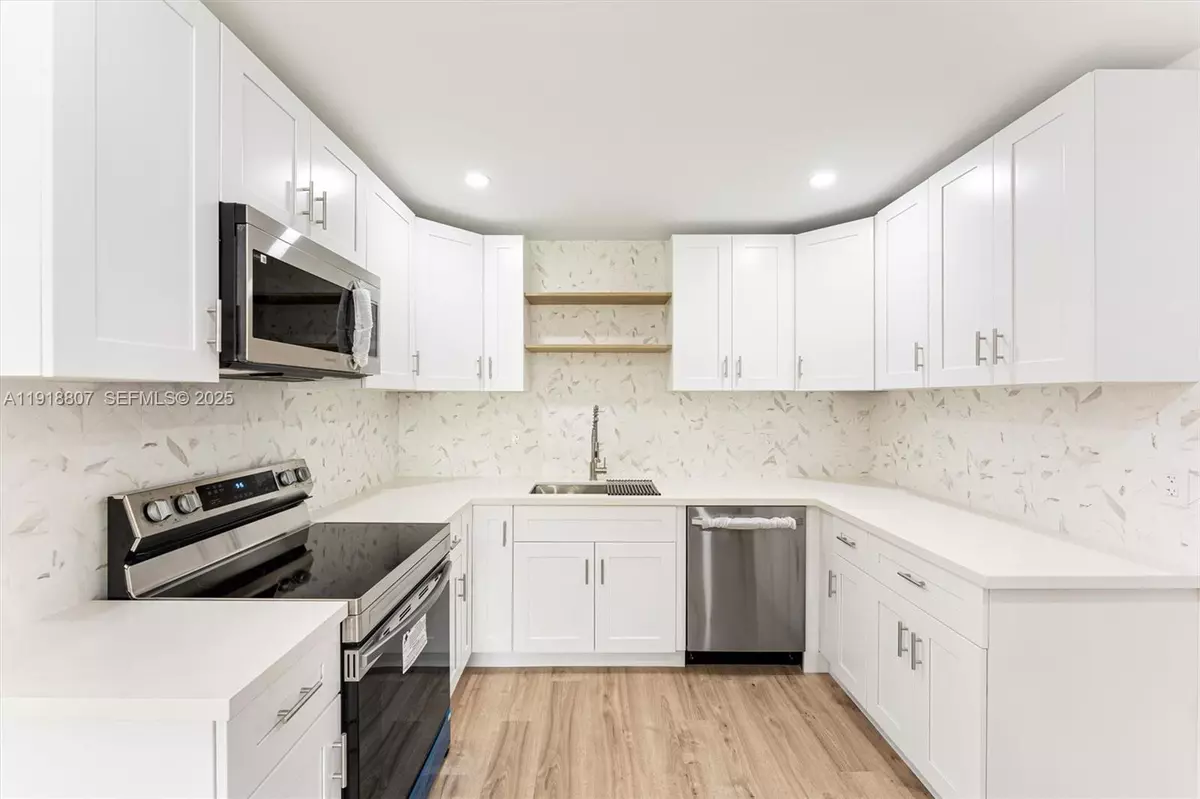 Sunrise, FL 33322,9720 NW 24th Pl #A