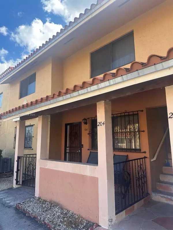 Hialeah, FL 33016,2740 W 61st St #204