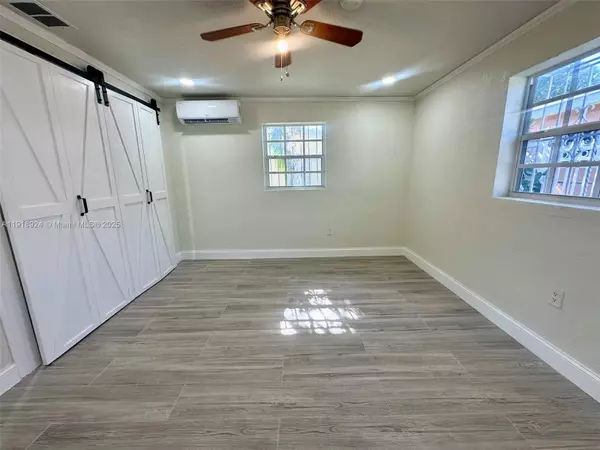 Miami, FL 33167,1360 NW 132nd St #Side