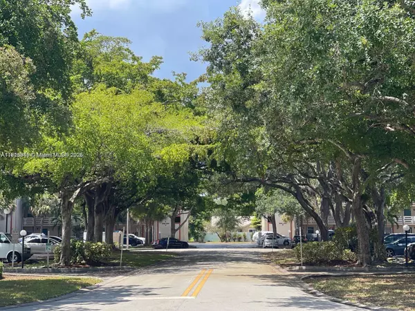 Coral Springs, FL 33065,3224 NW 103rd Ter #205-B