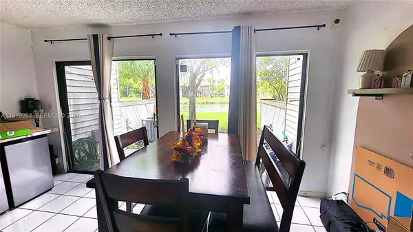 Sunrise, FL 33351,Address not disclosed