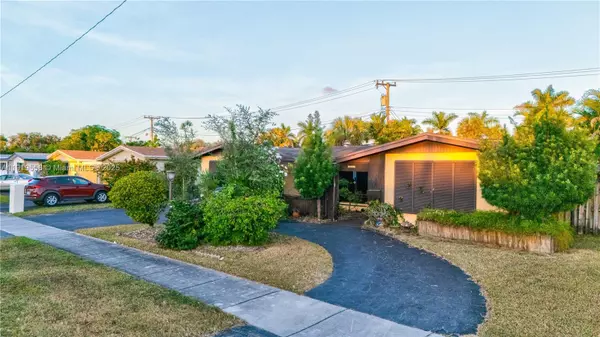 Miami, FL 33179,20605 NE 19th Ct