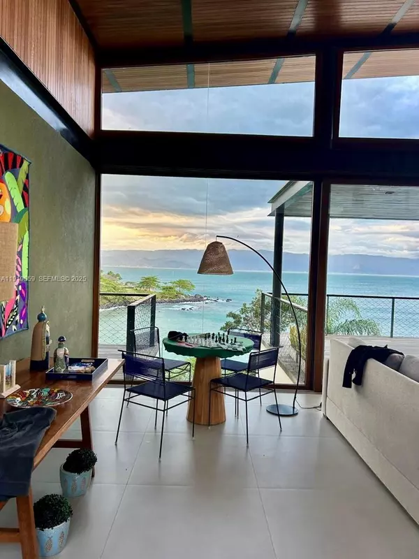 00000,8557 Av. Eng. Martinho Storace