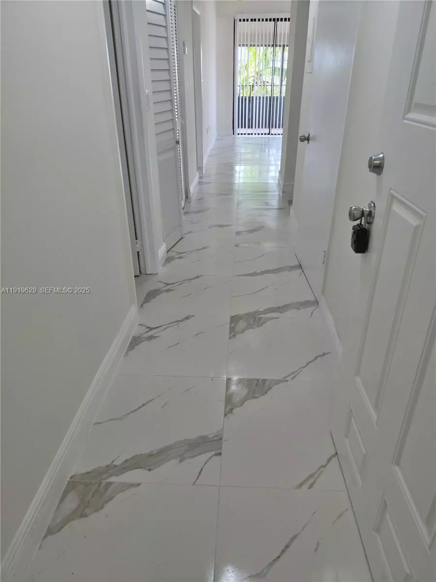 Miami, FL 33169,16220 NW 2nd Ave #512