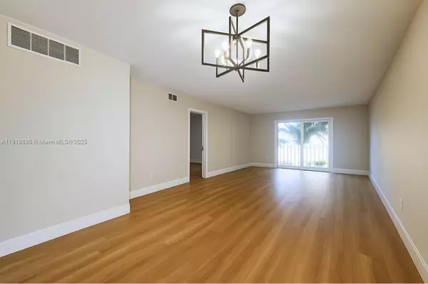 Fort Lauderdale, FL 33311,333 NW 17th Ct #203B