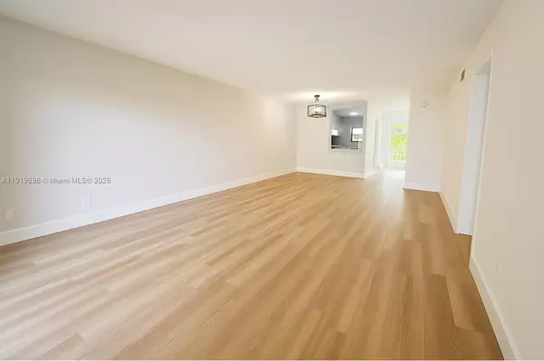 Fort Lauderdale, FL 33311,333 NW 17th Ct #203B