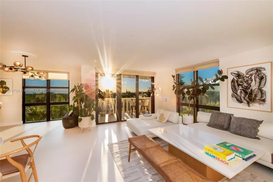 1121 Crandon Blvd #D402, Key Biscayne, FL 33149