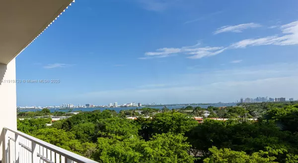 1000 Quayside Ter #812, Miami, FL 33138