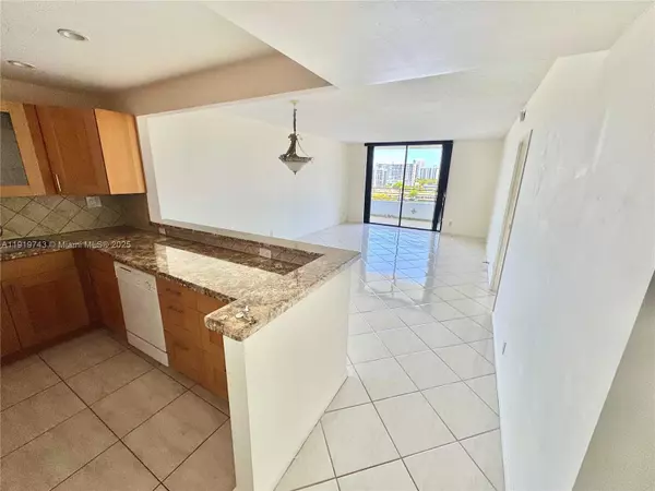 Hallandale Beach, FL 33009,500 Three Islands Blvd #504