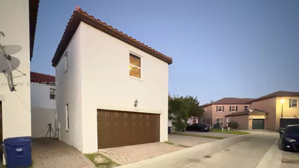 17146 SW 93rd St #17146, Miami, FL 33196