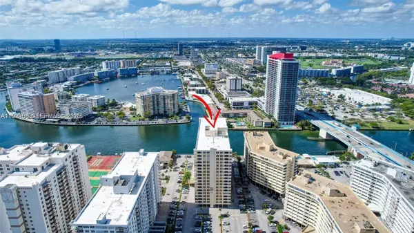 Hallandale Beach, FL 33009,1833 S Ocean Dr #1104