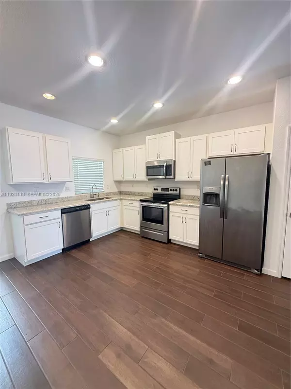 Lauderhill, FL 33313,4029 NW 11th DR #4029