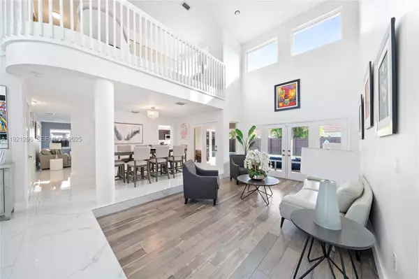 Miami, FL 33185,15484 SW 42nd Ter