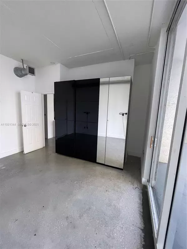 Miami, FL 33137,444 NE 30th St #603