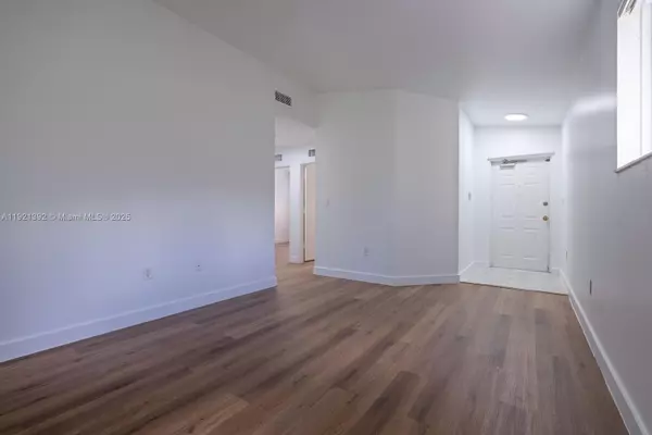 Homestead, FL 33033,990 NE 33rd Ter #201