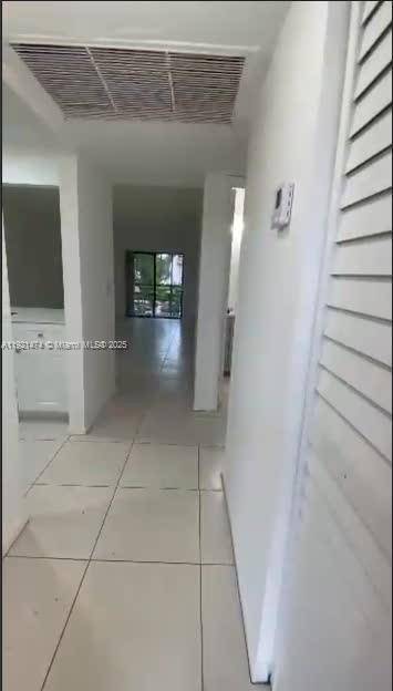 Miami, FL 33179,861 NE 209th Ter #204-24