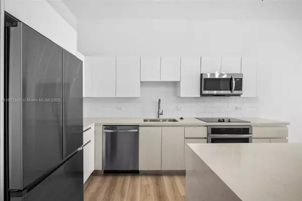 Hallandale Beach, FL 33009,101 Diplomat Pkwy #2507