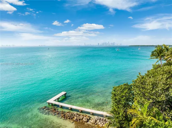 Key Biscayne, FL 33149,5 Harbor Pt