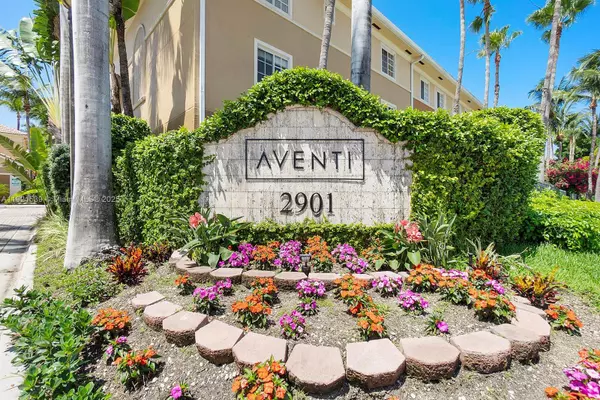 Aventura, FL 33180,2861 NE 185th St #302