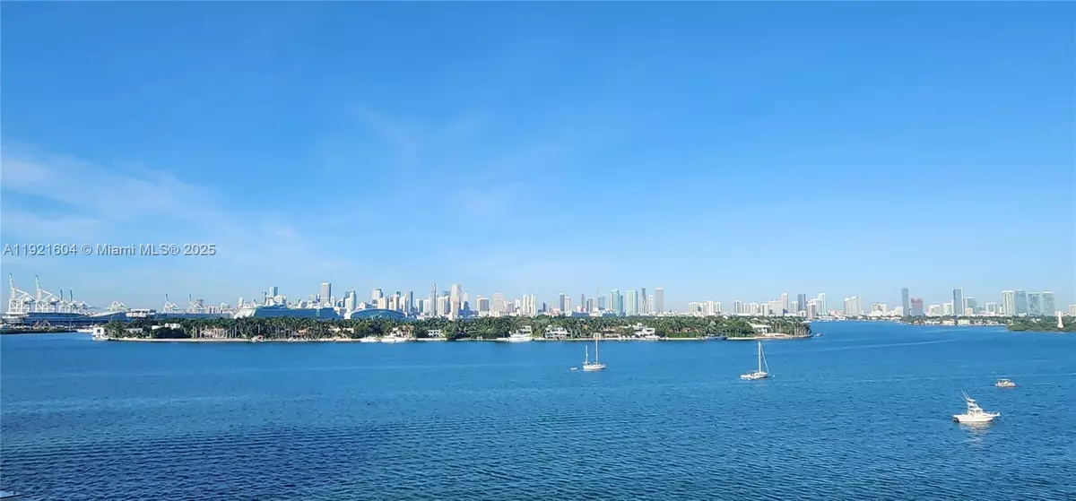 Miami Beach, FL 33139,800 West Ave #PH43