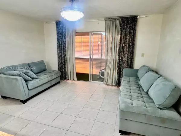 Lauderhill, FL 33313,1631 NW 46th Ave #119