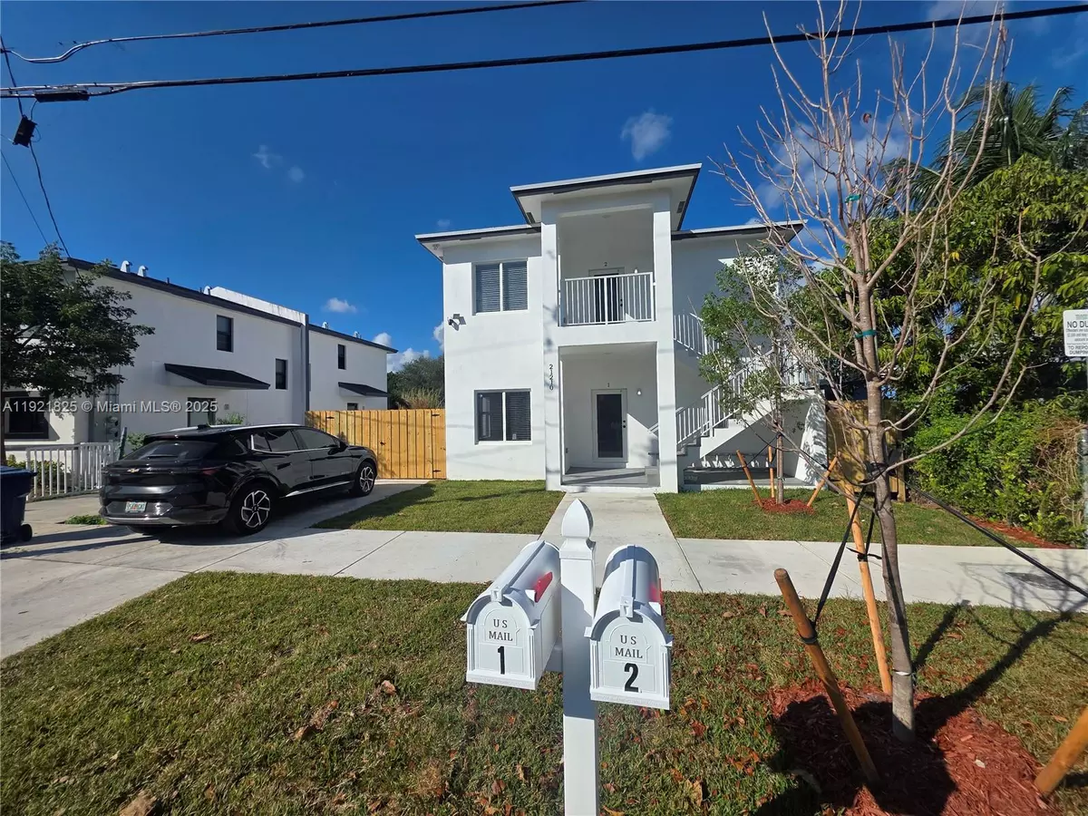 Miami, FL 33177,21210 SW 119th Ave #1