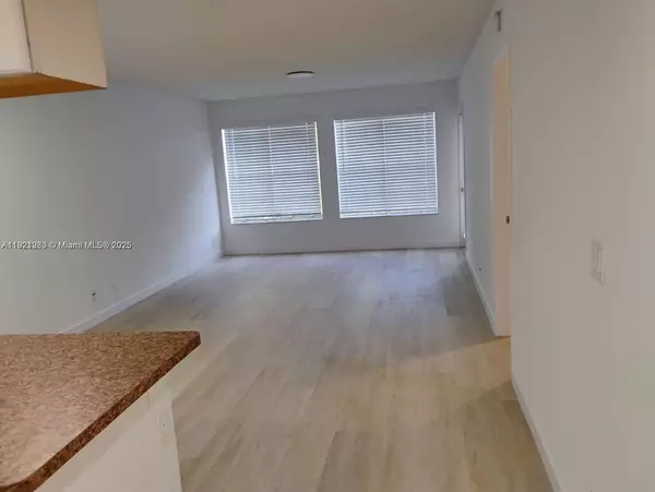 6332 La Costa Dr #F, Boca Raton, FL 33433