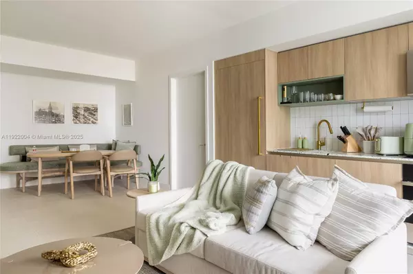 Miami, FL 33132,159 NE 6th St #3002