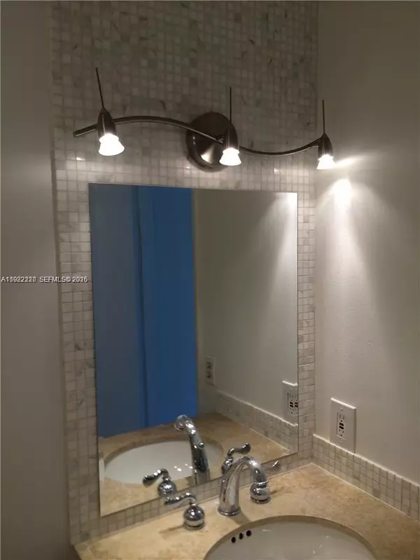 North Miami Beach, FL 33160,16508 NE 26th Ave #502