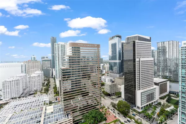 Miami, FL 33131,495 Brickell Ave #3511