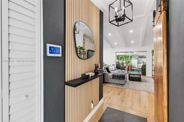 Boca Raton, FL 33428,10763 Shady Pond Ln