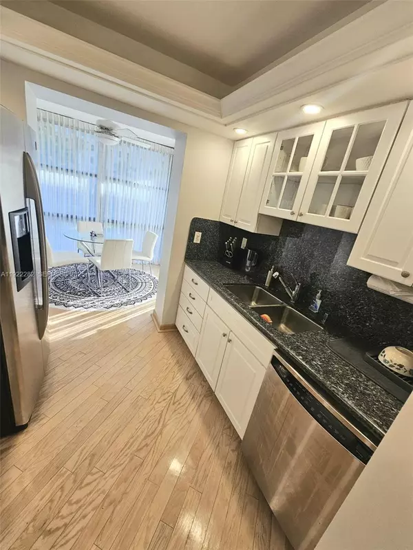 Palm Beach, FL 33480,3200 S Ocean Blvd #D203