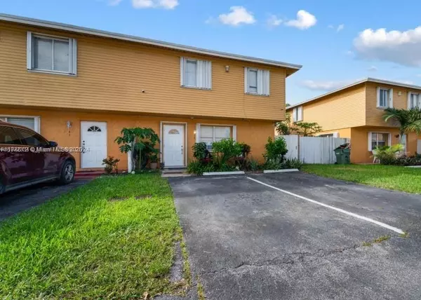Homestead, FL 33030,35 NE 12th Ave #35