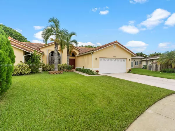Weston, FL 33326,16621 Royal Poinciana Ct