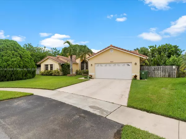 Weston, FL 33326,16621 Royal Poinciana Ct