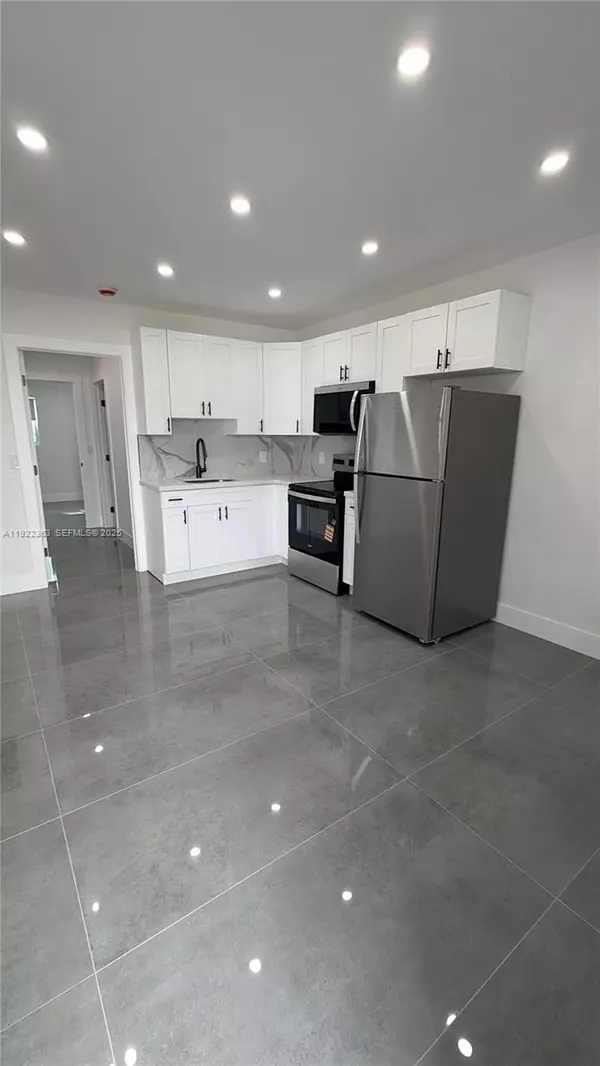 Miami Beach, FL 33139,935 Jefferson Ave #12