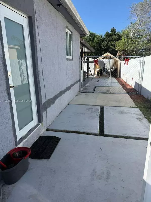 Miami Gardens, FL 33056,17630 NW 36th Ave