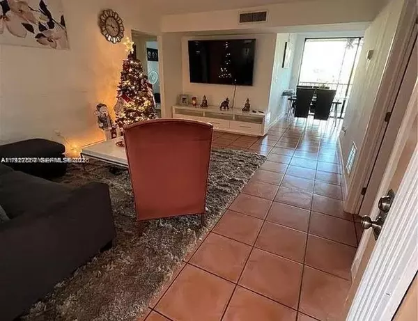 8600 SW 133rd Ave Rd #423, Miami, FL 33183