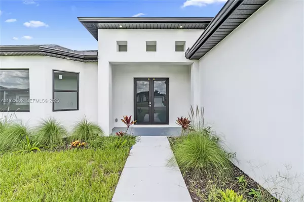 Lehigh Acres, FL 33971,2601 Karen Cir